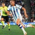 André Silva Instagram - Muy feliz por la victoria y el debut! Con muchas ganas de triunfar aquí!! Se siente genial compartir estos momentos juntos en el campo 💪 Estadio Anoeta, San Sebastian