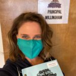 Andrea Barber Instagram - That’s a wrap for Principal Willingham on the pilot episode of That Girl Lay Lay on @nickelodeon! 💜💫 Just wait...you’re gonna fall in love with the remarkable kids in this cast! @thedavidaarnold has created a masterpiece of comedy filled with high energy and so much heart. @johndbeck & @ronhart44 have the magical touch that makes the show shine. I can’t wait for y’all to see it this summer! ✨ I feel like I’ve been infused with a triple dose of life, love, and laughter after a week on this incredible show. Feeling very, very grateful. 💕 #thatgirllaylay CBS Studios-Radford