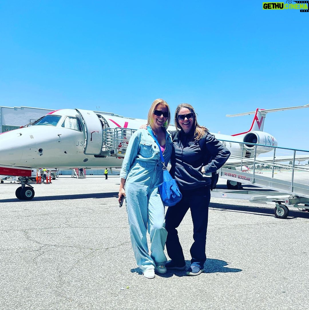 Andrea Barber Instagram - @andreabarber and I flew to Oakland today… i made sure to check the spelling this time! #oaklandnotaukland Auckland, New Zealand