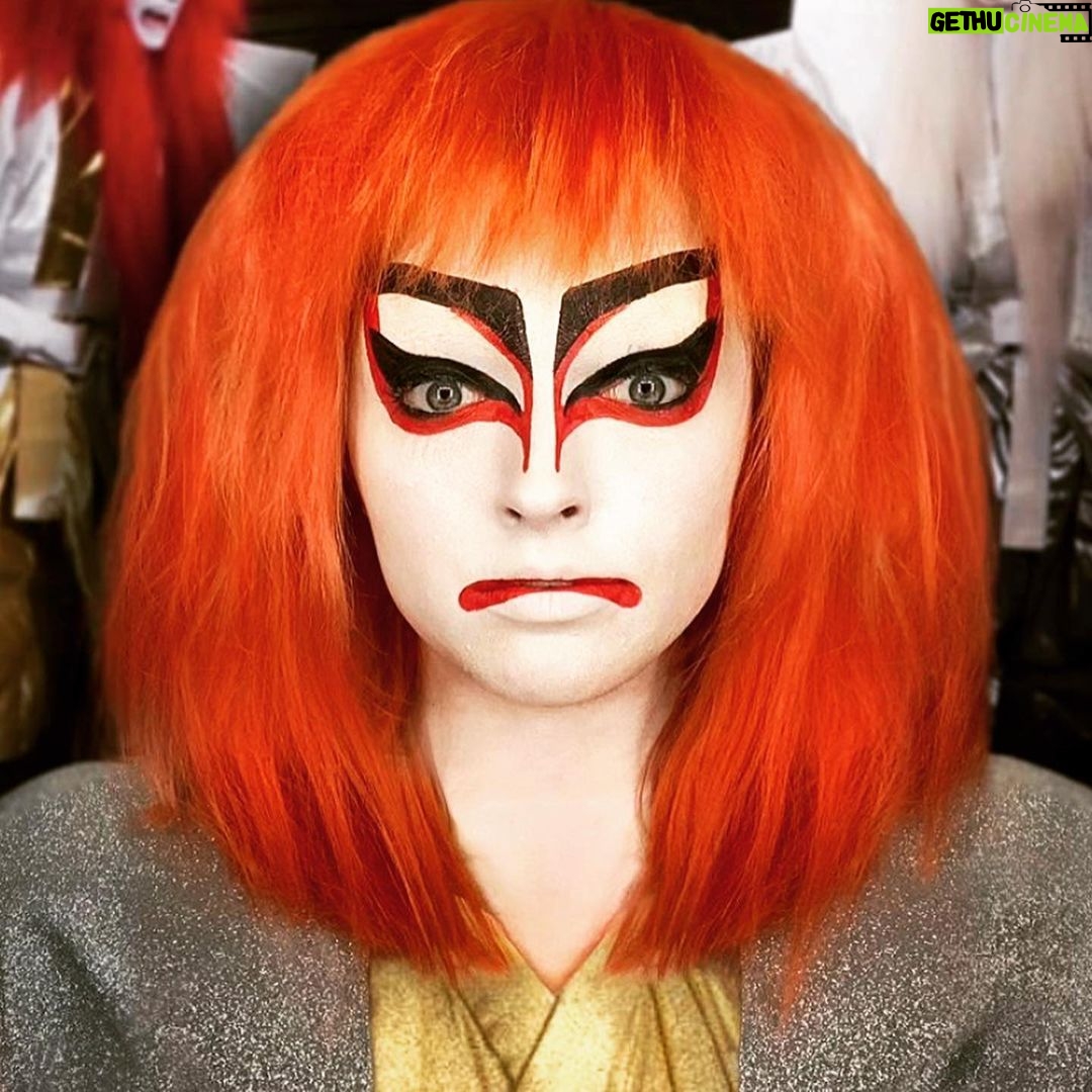 Andrea Barber Instagram - THE WINNER of the 9th Annual #KimmyGibblerCostumeContest2020 is..... @kimmygibblerbrasil! 🎉 This year was BY FAR the toughest year yet! I think quarantine inspired many people to become extra creative and ingenious! 💫 I want to name some honorable mentions who went above and beyond: @the_ashley_f who handmade four godmother costumes from scratch, @holliefarrell who did a fabulous take on the birdcage hat, @stormchasingliz who always kills me with her spot on Kimmy expressions and re-enactments, @whip_up_with_malavika who I believe is the first person to attempt rapper Kimmy G, @boobeckaboo who charmed me with her flea dip dog costume, @juliesmith___ who made my jaw drop with her Kabuki make-up skills, @_iic_24 who impressed me with her teppanyaki grill re-enactment, @jennyescott who made me laugh so hard with her crying loser Kimmy impression, and @pbw151515 for rocking the VOTE! You are ALL winners in my heart. ❤️ Thank you to everyone who participated. You are all such a wonderful embodiment of the Kimmy Gibbler spirit: Have fun. Don’t take yourself too seriously. Love and accept all of the things that make you weird. Love and accept others. The world can always use more of this. ❤️ #kimmygibblercostumecontest