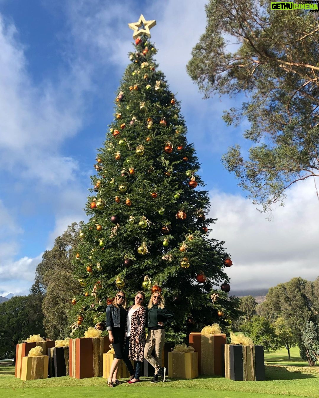 Andrea Barber Instagram - I spy with my little eye...three She Wolves who had the best girls’ getaway weekend together! 💆🏻♀️🧖🏻♀️🧘🏻♀️🍪 Ojai, California