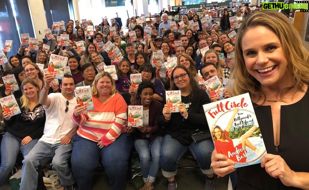 Andrea Barber Instagram - The Grove showed UP!! Thank you for your love, your support, and for sharing your stories with me. I adore each one of you! ❤️ #fullcircle 📚🖊 Barnes & Noble Events, The Grove