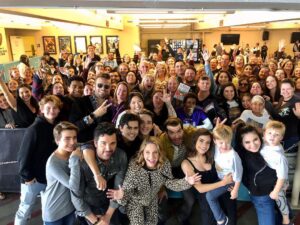 Andrea Barber Instagram - The last one. ❤️ I hope each one of you reading this right now knows how much we love you, how much we appreciate you, and just how eternally grateful we are for your support over the last five (or 32) years. You are forever part of our Fuller family.🏡💖 Warner Bros. Entertainment