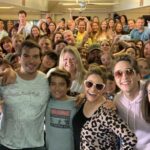 Andrea Barber Instagram - We love show night!! 🎬 Pretty soon we’re gonna need a panorama to fit everyone in the selfie! 🤳🏻 #fullerhouse #fulleraudience Warner Brothers Studios - Burbank, CA