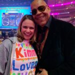 Andrea Barber Instagram - The Mixtape Tour was a blast!! You know you’ve been around the block a long time when you fangirl over sitting next to the OG bodyguard - the legendary Biscuit, who asked, “Do you recognize me from the cartoon?” 😂 (Shirt handmade by @hidehidedw ❤️🇯🇵) #nkotb #mixtapetour Honda Center