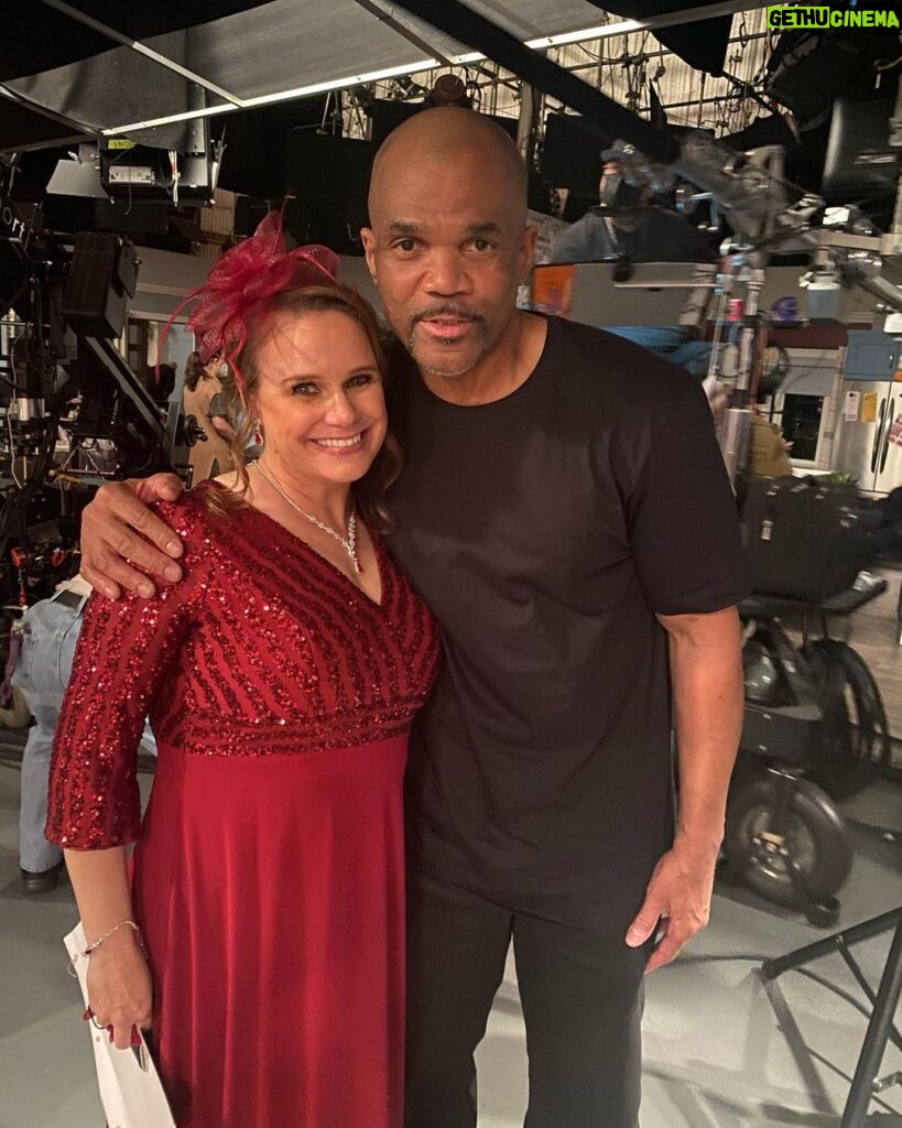 Andrea Barber Instagram - Why am I wearing a formal gown standing next to the amazing rap legend @kingdmc? 😎Tune into an all new @nickthatgirllaylay on Thursday at 7:30p! 🎤🎶 @nickelodeon