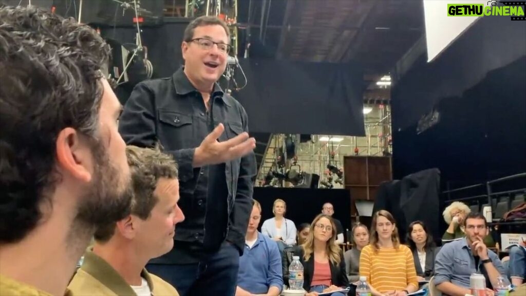 Andrea Barber Instagram - Bob could never resist an opportunity to make a speech. 😉 He was so gifted at knowing exactly how to articulate the moment and feelings. This speech which he made at our season 5 first table read so perfectly encapsulates Bob. It’s full of so much laughter, love, and heart. ❤️ I miss him so much. I wish he were here to say the perfect speech to heal our hearts with love and laughter.