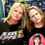 Andrea Barber Instagram - 90s Con! 🩷💜❤️ Full hearts. Thank you, we love you all so much! Tampa Florida