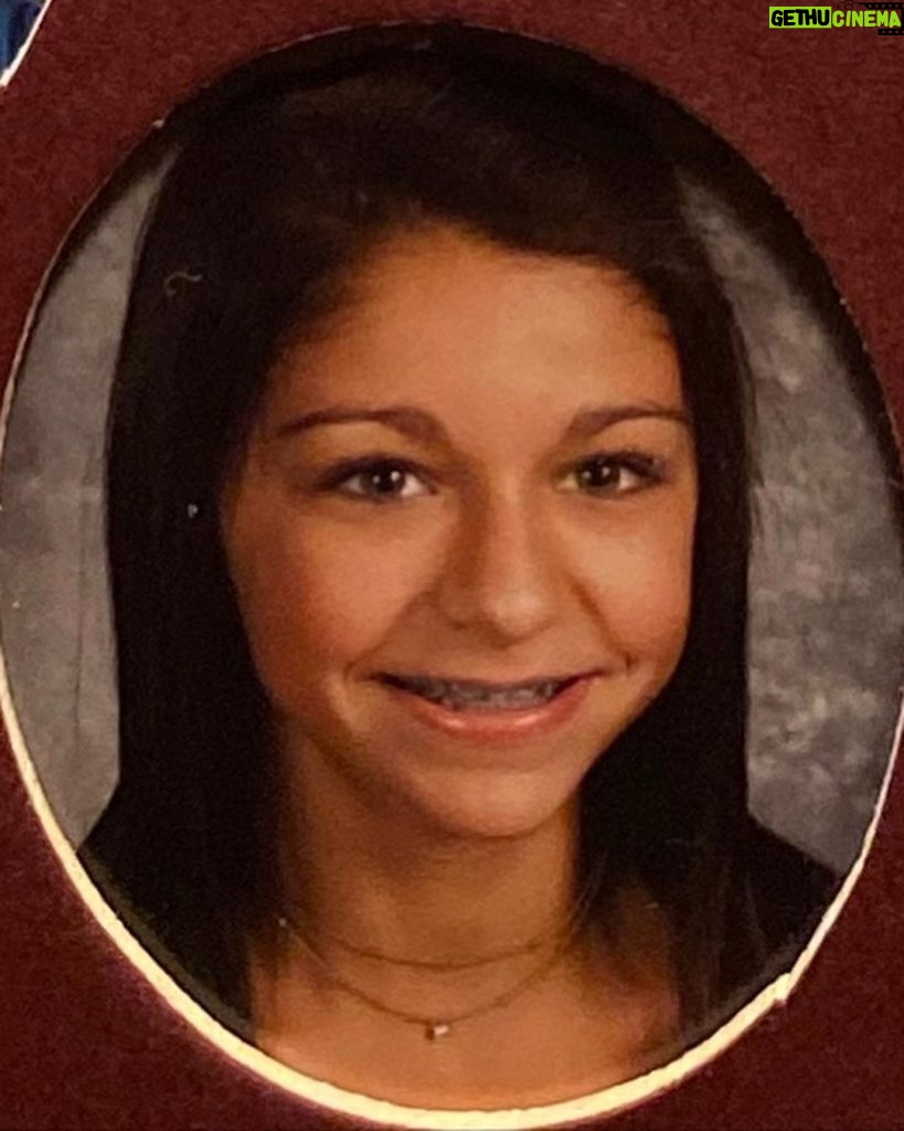 Andrea Russett Instagram - why does this look like a school photo 🫢 lmfaooo scroll if ur brave… i give to u, my most cursed school photos ❤️ choose ur fighter