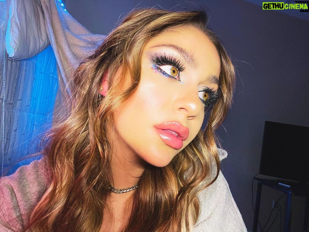 Andrea Russett Instagram - every time you try to forget who i am, i’ll be right there to remind you again