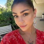 Andrea Russett Instagram - You’re lookin at a girl who just completed her 3 week inpatient rehab stay! I think when I first arrived I was still in a bit of denial that I actually needed to be there. And that’s okay, all that matters is that I showed up and stayed. And the longer I stayed, the most obvious it became that I was exactly where I needed to be. I am so grateful for all the people I met and became family with. I have learned so much about myself, and began to truly heal the parts of me that I had been trying to numb for so many years. One of our assignments was to write a goodbye letter to alcohol. I decided I wanted to share it with you all. I was nervous to publicly talk about going to rehab but the support you all have shown has been such a source of strength and motivation on the days where it’s a bit harder to stick it out. If you’re struggling I hope that you know you’re not alone. And there is light at the end of the tunnel. I love you. Thank you 🤍