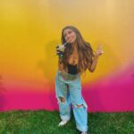 Andrea Russett Instagram - love ya’s @spotify 💘
