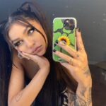 Andrea Russett Instagram - tell me ur favorite lyric from freezing ❄️ and most importantly…….. keep streaming!!!!! 💙