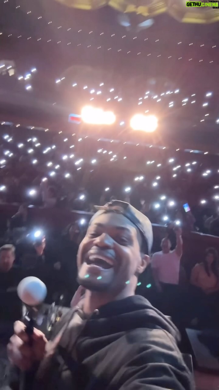 Andrew Bachelor Instagram - San Jose last night was fun af! I love yall! ❤️❤️ Hartford Connecticut you’re up next on March 20th. Get your 🎟️ nowwww ✌🏾
