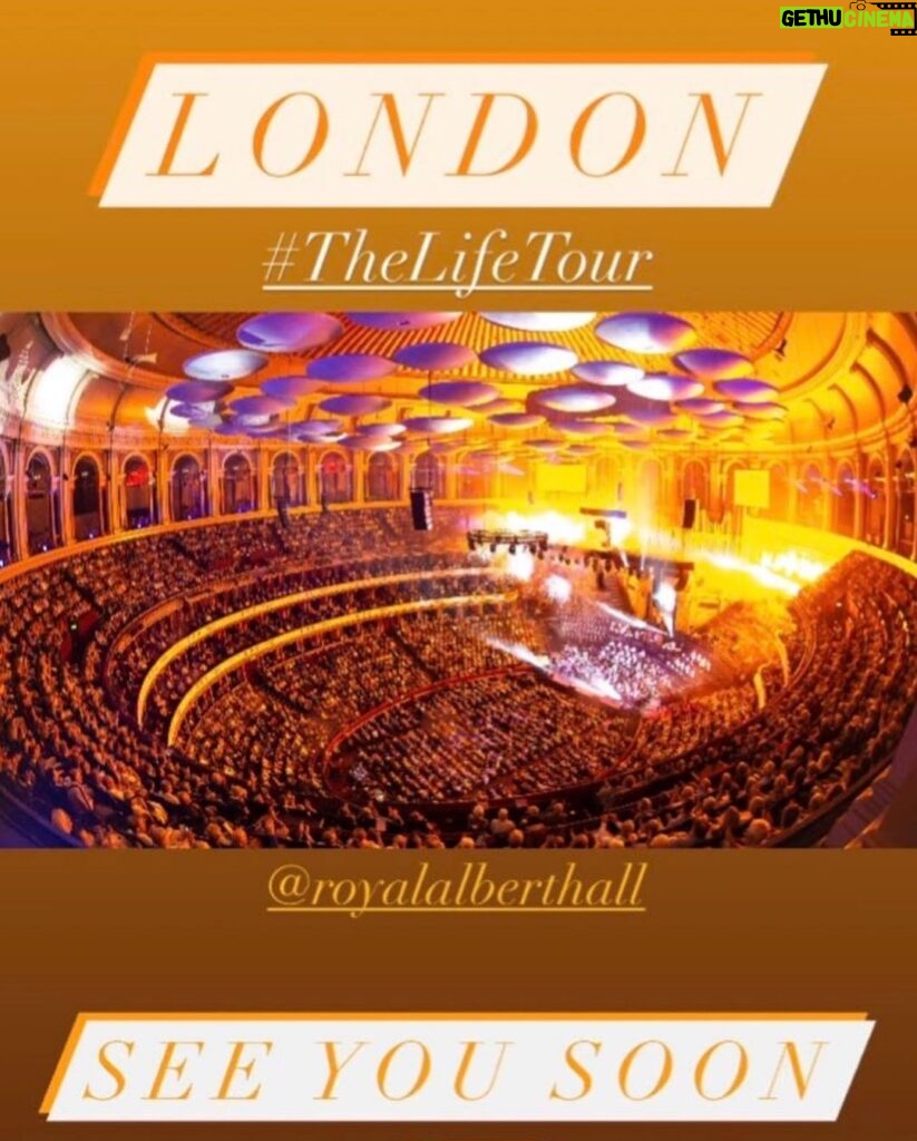 Andrew Schulz Instagram - London 7 years ago… 100 people London 5 years ago… 800 people London Oct 19th, 2023… 🏟️ Thank you 🙏🙏🙏 #TheLifeTour Presale live June 20th 10am GMT Code: ANDREW TheAndrewSchulz.com Royal Albert Hall