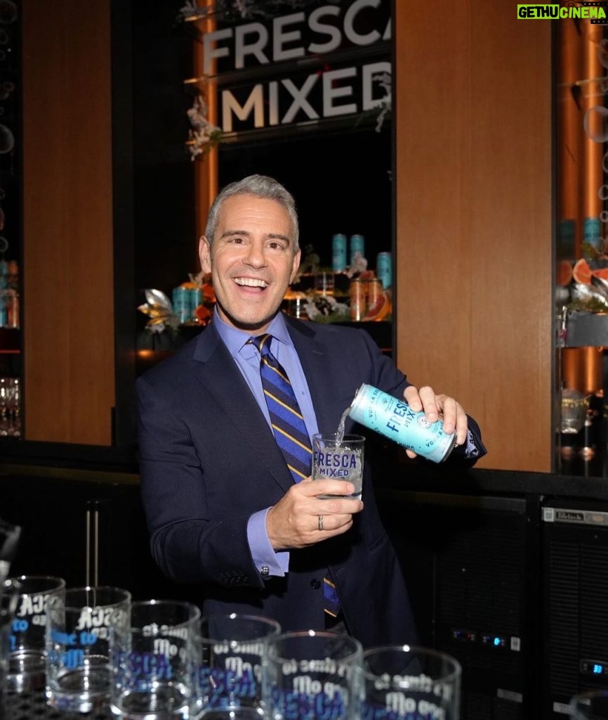 Andy Cohen Instagram - Had a blast slinging some delicious drinks with my #partner @frescamixed
