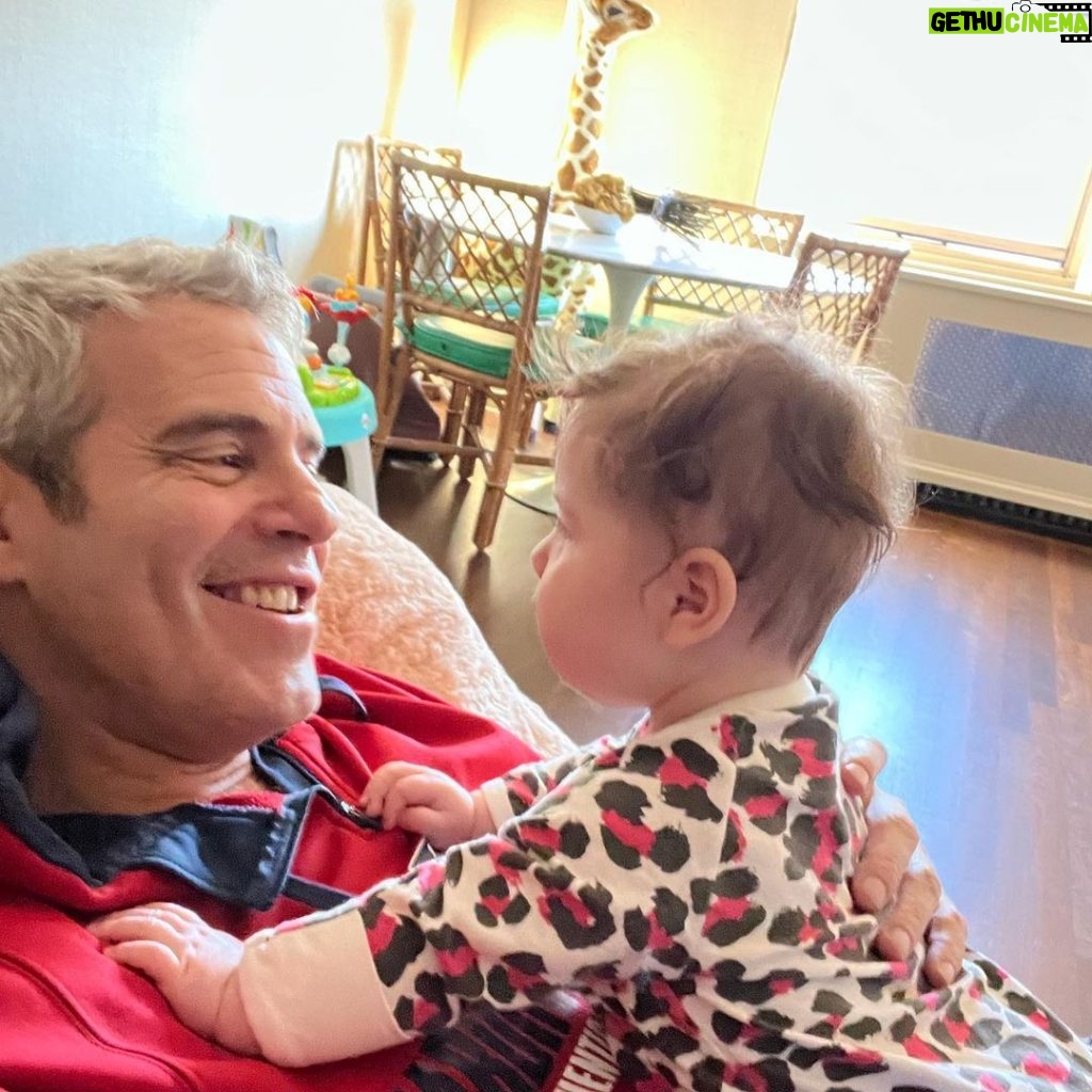 Andy Cohen Instagram - Tummy Time on my chest 💕