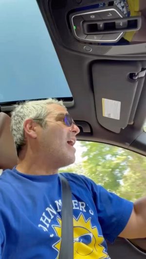 Andy Cohen Instagram - My “vacation” in a nutshell… 🙃