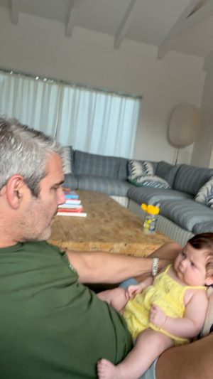 Andy Cohen Instagram - ⚡️ Teaching Lucy “St. Stephen”! ⚡️ #GetOnTheBus #GratefulDead #GratefulBaby