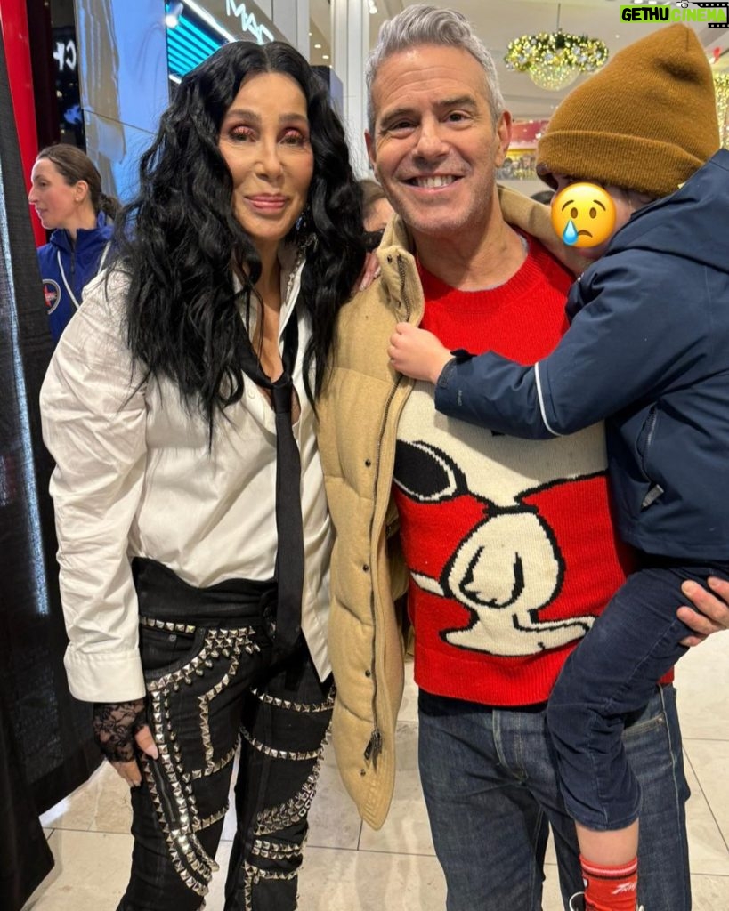 Andy Cohen Instagram - THANKSGIVING! Ben met Cher! (And so did my mom!) He was in the middle of some feelings, but it happened and I feel like my work here is done. 🙃 What a lovely morning at the parade with the family. Happy Thanksgiving wherever you are. Thank you for being a part of my life.