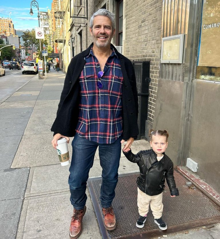 Andy Cohen Instagram - Fall stroll with my girl ❤️