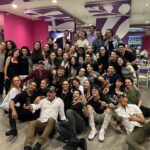 Angélica Vale Instagram - ¡Viva Vaselina! Los amo con todo el corazón, ya somos familia! ¡Regresamos el 20 de octubre! 💜 @vaselinamexico