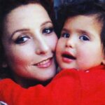 Angélica Vale Instagram - ¡Felicidades a todas las mamás! En especial, a mi mami, que es la mejor en todo lo que hace. ¡Te amo con todo mi corazón! ¡Eres simplemente la mejor! ❤️ @angelicamariaoriginal