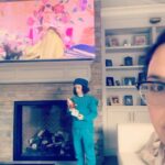 Angélica Vale Instagram - Mis hijos están viendo… #lafeamasbella ¡Cuantos recuerdos! Hasta que la estoy viendo completita… Esto si, nunca lo imaginé… ❤️ @angelicamasieloriginal @danicopv My kids are fans of the Mexican version of Ugly Betty, that I played a few year ago… I never imagined something likes this! Finally I am watching it too! LOL! ❤️