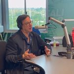 Angélica Vale Instagram - El día de hoy se cumple un año de la muerte de @bobsaget 🕊️Esta es una parte de la entrevista con el icónico #BobSaget 🤍