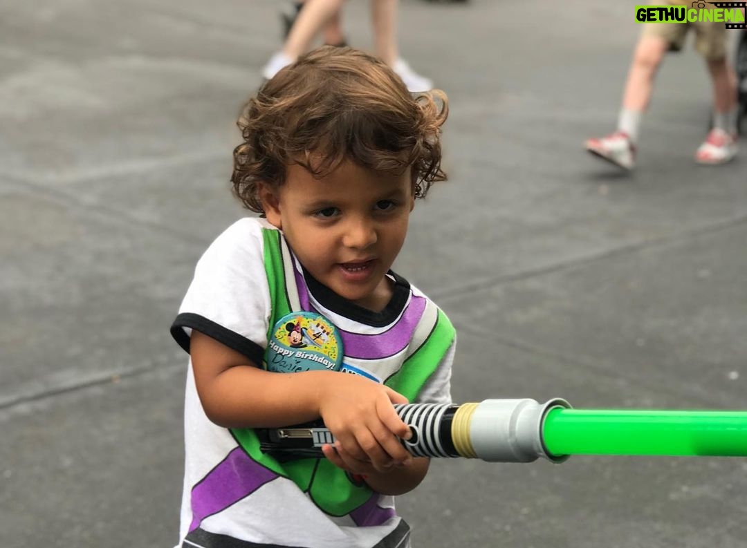 Angélica Vale Instagram - Hoy hace 8 años la vida me premió con mi niño @danicopv ¡Eres todo para mi, mi segundo milagrito! ¡Te amo con toda mi alma Daniel Nicolas! No hay palabras para describir lo inmensamente feliz que soy a tu lado. Gracias por escogerme para ser tu mamá. ¡Feliz cumple!