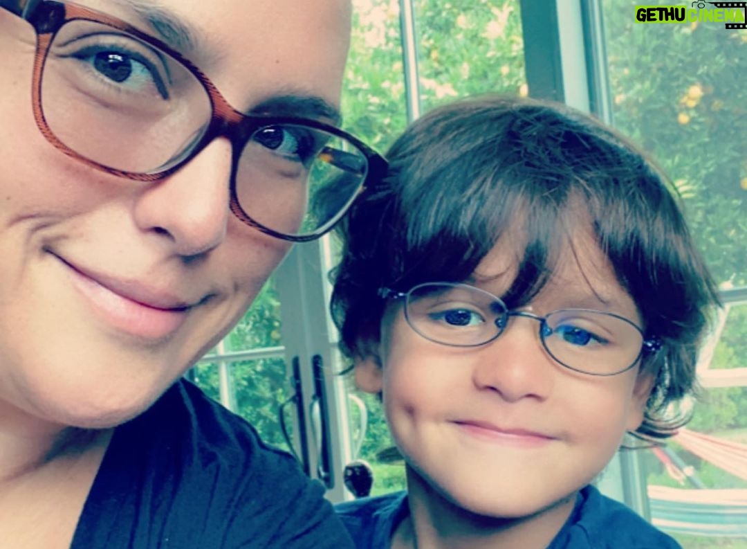 Angélica Vale Instagram - Hoy hace 8 años la vida me premió con mi niño @danicopv ¡Eres todo para mi, mi segundo milagrito! ¡Te amo con toda mi alma Daniel Nicolas! No hay palabras para describir lo inmensamente feliz que soy a tu lado. Gracias por escogerme para ser tu mamá. ¡Feliz cumple!