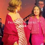Angélica Vale Instagram - We aren’t over @premiolonuestro 🤩📸 Who watched the show and saw @angelicavaleoriginal shine ⭐️✨