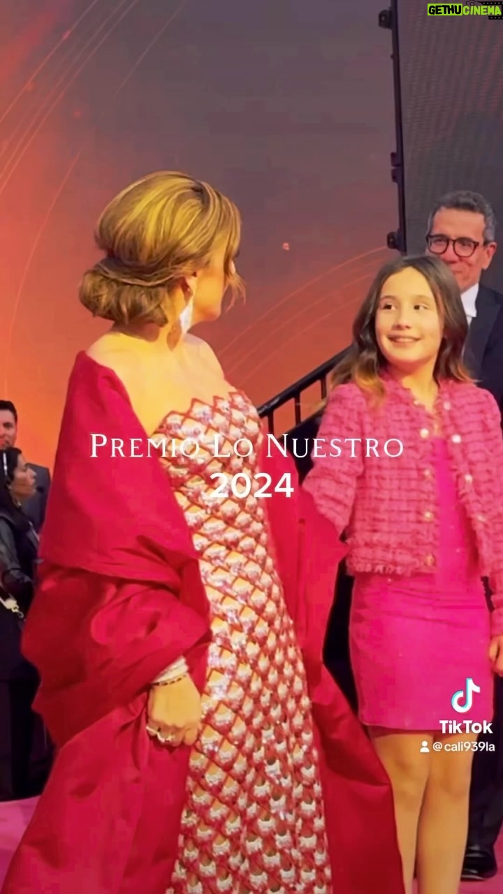 Angélica Vale Instagram - We aren’t over @premiolonuestro 🤩📸 Who watched the show and saw @angelicavaleoriginal shine ⭐️✨
