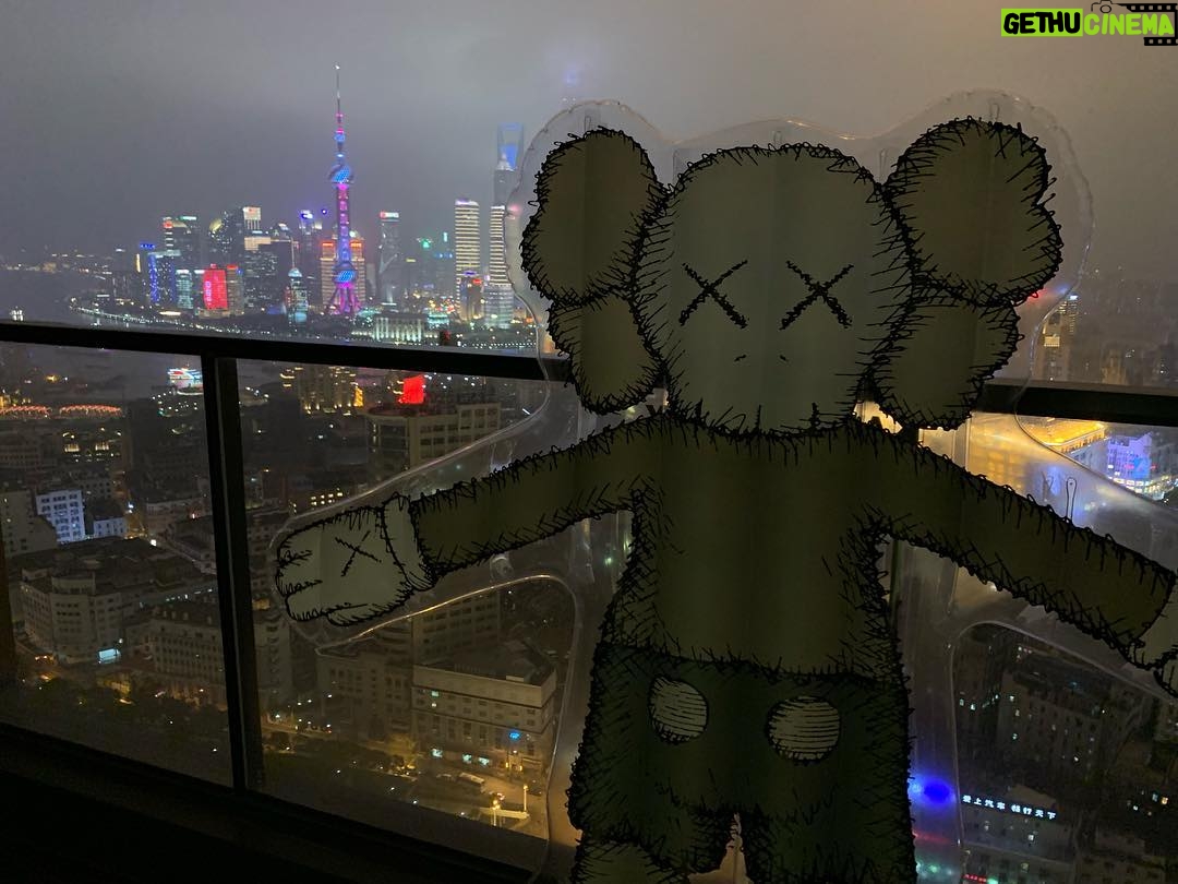 AngelaBaby Instagram - #KAWS #KAWSHOLIDAY #AllRightsReserved #DiscoverHongKong #HKArtsMonth