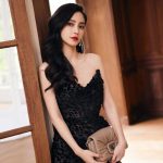 AngelaBaby Instagram - In ❤️ with each Viv’ Choc ‘Piece Unique’ @rogervivier @gherardofelloni #RogerVivier #RogerVivierHauteCouture