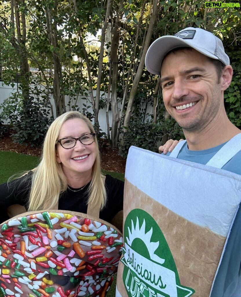 Angela Kinsey Instagram - How many years can you be donuts and coffee for Halloween? The answer is… 7 years and still going! Also, second to last picture… why am I holding a lint roller?❤🎃🍩☕