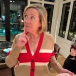 Angela Kinsey Instagram - Happy Birthday to my dear friend Betsy! She looks like she could be my sister in real life! We’ve been friends for 25 years. I love this gal. She makes you the best version of yourself and is always there for you no matter what! Even when 🥩 is not agreeing with you. (Story for later. 😂😳) Love ya Bets! @bthomer ❤️