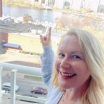 Angela Kinsey Instagram - Boston weekend with the teens! 1- Walking historical tour! We went with @hubtowntours 2- Look kids it got sunny… let’s go explore some more! (We stayed at @kimptonmarlowehotel and loved it!) 3- That didn’t last long. 😂 (@joshuasnyder I feel like this photo tracks for our family and weather on trips!) 4- Performing with my niece and her awesome improv troupe @igpharvard !! So fun! 5- @blackbirddoughnuts the perfect way to end our trip!! ❤️