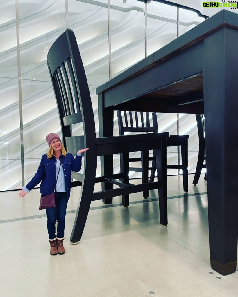Angela Kinsey Instagram - Mostly how I feel walking through life. 😂 #shortpeopleproblems Such a fun mommy/daughter date today at the @thebroadmuseum ! 📸by Isabel *more of our day at the museum in my stories ❤