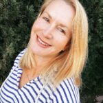 Angela Kinsey Instagram - Me. Me + Sass. Me + Angela Martin.