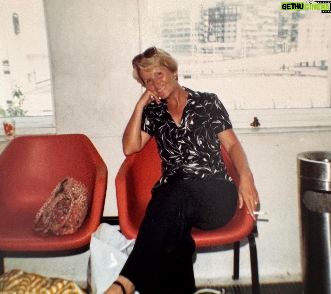 Angela Kinsey - 73.5K Likes - Scrapbooking: 1. Me, Dad & Mom 1970’s. 2. Napping 1990’s. 3. Very excited for my first digital camera! Early 2000’s. 4. Mom 1980’s. 5. Early headshots Early 2000’s. 6. Me & my Grandmother Lena 1990’s. ❤️ #scrapbooksaturday