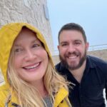 Angela Kinsey Instagram - Rainy day fun with my friend, Sam at The Getty Museum! ❤️