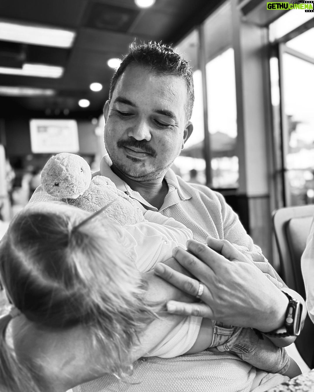 Angelica Panganiban Instagram - The dad series Dada, thank you for everything that you do. Thank you for carrying the heavier load. I appreciate you. I love you. @gregg_homan Special s/o to @apa112 for capturing my husbands coolness 😎 Los Angeles, California
