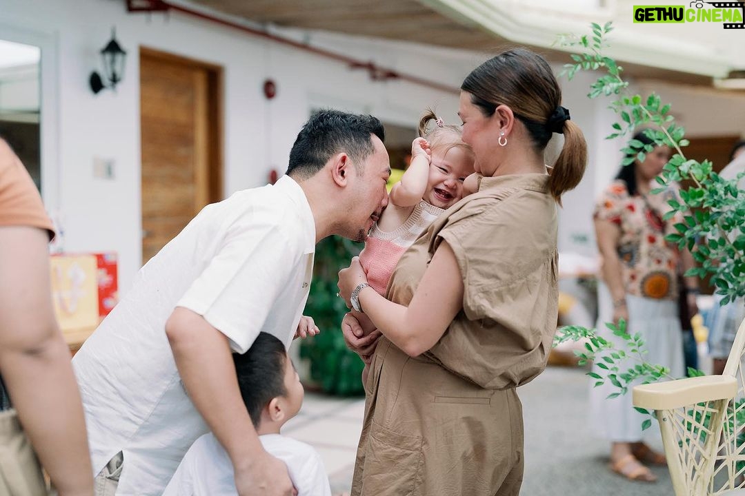 Angelica Panganiban Instagram - To all our family and friends who travelled the world to celebrate with our little one. Thank you! Pamilya habang buhay 🫶