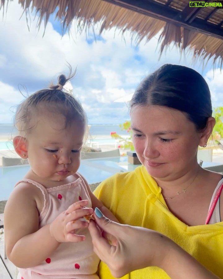 Angelica Panganiban Instagram - My island baby 🍕 Siargao Island, Philippines