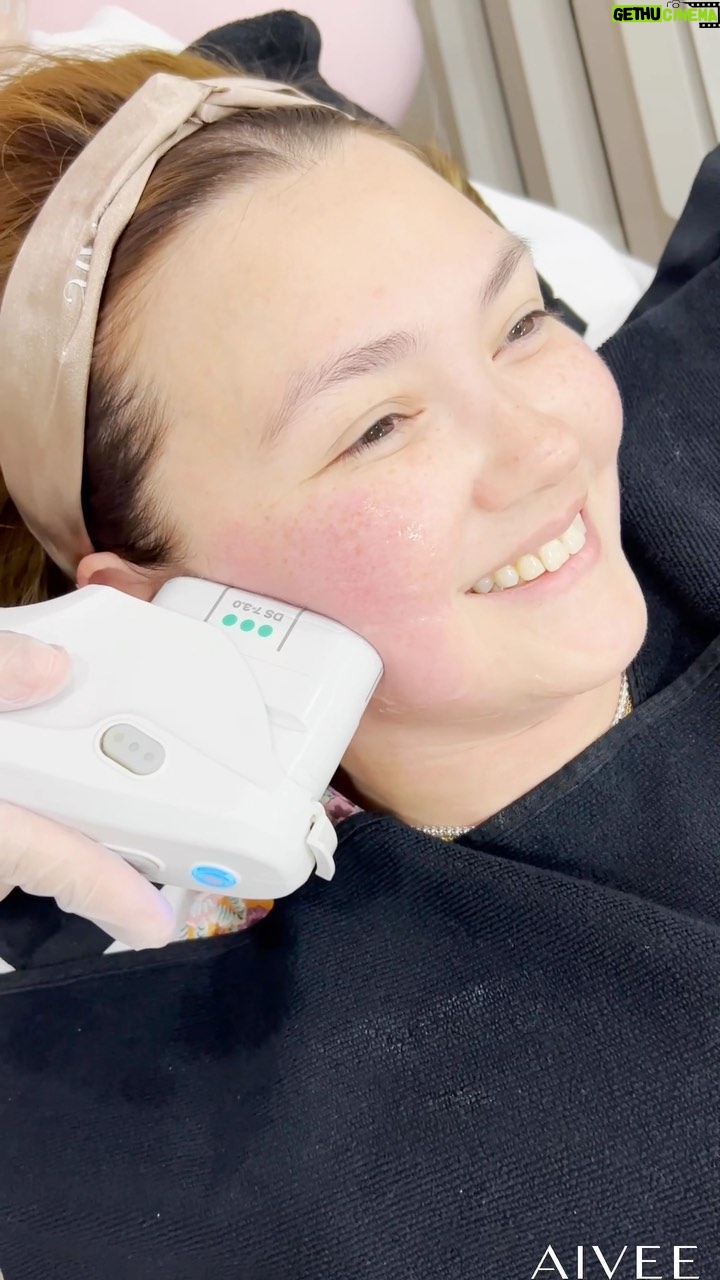 Angelica Panganiban Instagram - The new mom, @iamangelicap is back at @theaiveeclinic with her must-have Aivee treatments to maintain her youthful glow! With the help of Aivee Ulthera Maxx Lift, she will now say goodbye to saggy and dull skin she has experienced after her pregnancy. AIVEE ULTHERA MAXX LIFT ✅ The gold standard in non-invasive skin tightening and lifting treatment. ✅ Boosts collagen production and skin elasticity ✅ Noticeable results! Try this treatment by book an appointment now. +63917 728 3838 +63969 223 0517 +63969 223 0499 #theaiveeclinic #aiveeclinic #draivee #drzteo #angelicapanganiban #aiveeultheramaxxlift