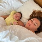 Angelica Panganiban Instagram - May batang sobrang clingy 😌 ayaw magpaiwan sa crib niya. As a kabadong mom, na hindi sanay mag co sleep,, ngalay na ngalay po tayo ngayon opo. Walang galawan ang ina, at outside the kulambo naman ang ama 😜 hay… magandang umaga sa lahat! Lalo na sa mga ina na more more ang body pain 😁
