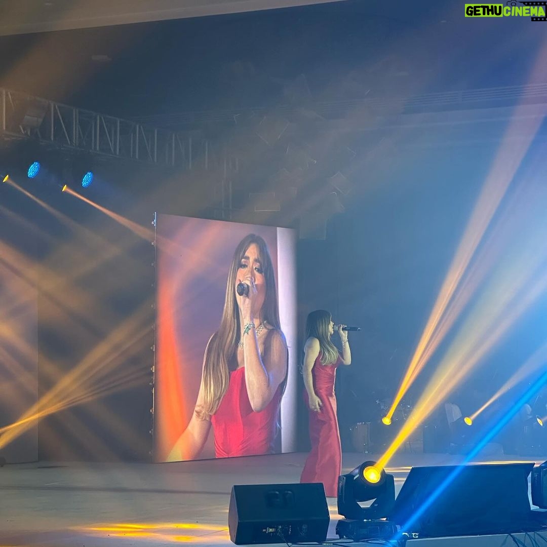 Angeline Quinto Instagram - Thank you very much, CGC Caloocan Gas Corp. for having me. Happy Anniversary🫶🏻🎤 Solaire Resort and Casino