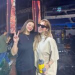 Angeline Quinto Instagram - Layo pa ng cr Ms.Reg pasensya na po🤣 Kailangan na kailangan na🤣😂 @reginevalcasid 💃🙈