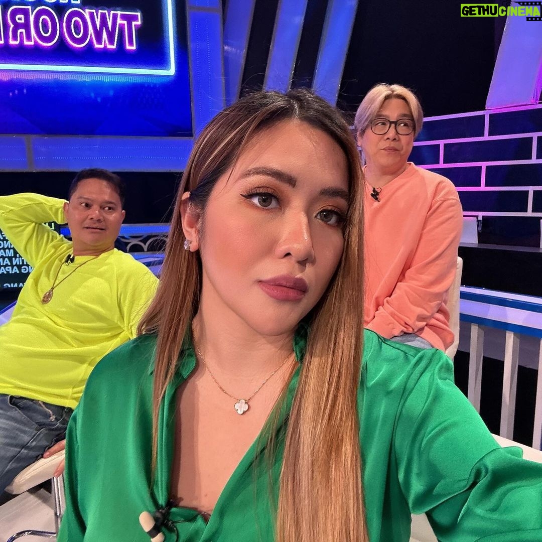 Angeline Quinto Instagram - Kuya Dick and Inay Maria with ICSYV Fam🤩🫶🏻 @icsyvph 💋